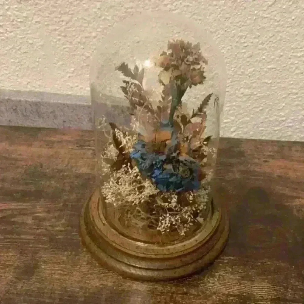 Decor item